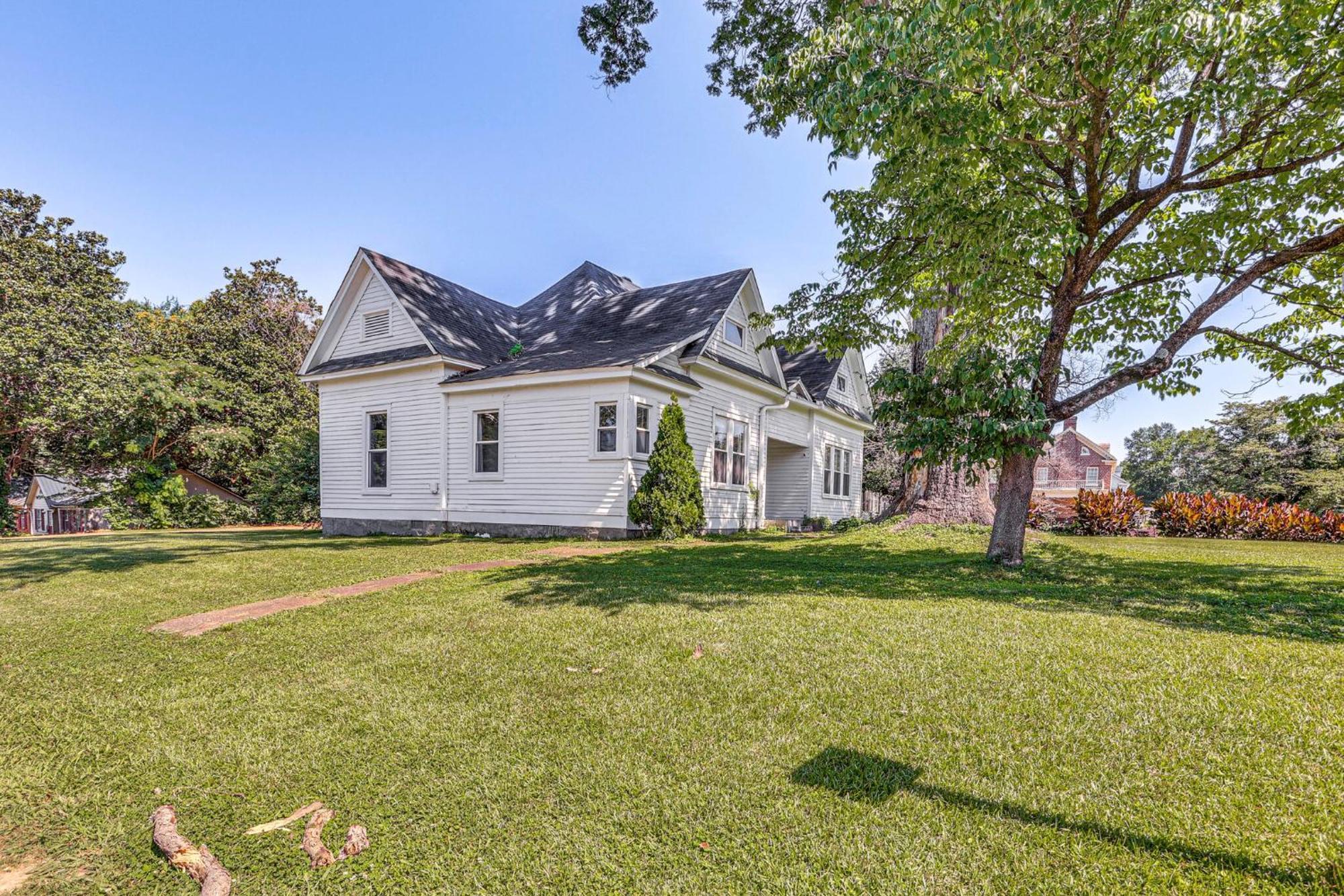 Historic Highland-Game Room & King Beds Entire Home Джаксън Екстериор снимка